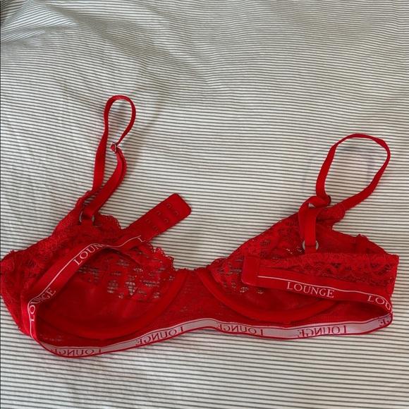 Lounge Red Lace Bra - Picture 9 of 9